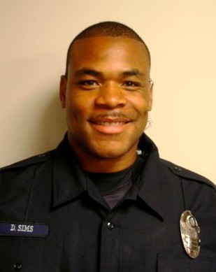 Image of Lee's Summit High School Resource Officer Darnell Sims